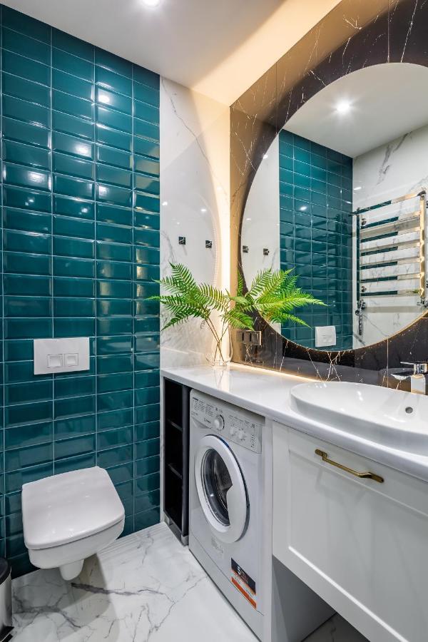 Emerald Lux Apartment. Liveinlviv Lviv Exterior foto